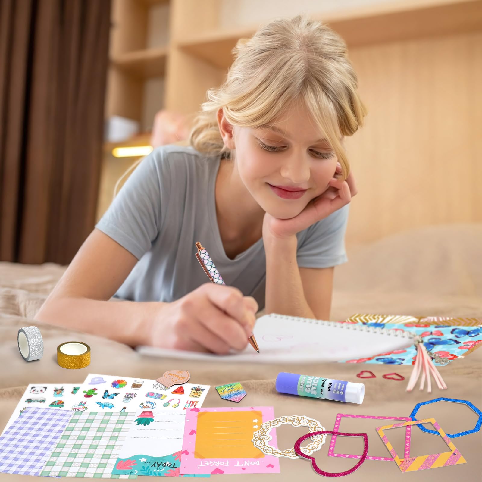 ADUSRIZ scissors, glue, and stencil set for neat crafting sessions