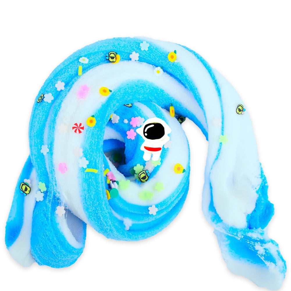 Aeyiakov butter slime closeup highlights soft texture and easy shaping for little hands.