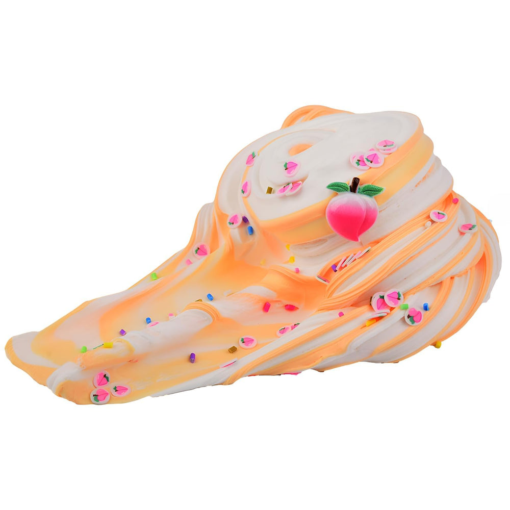 Aeyiakov family slime playtime scene suggests fun bonding plus stress-relief possibilities.