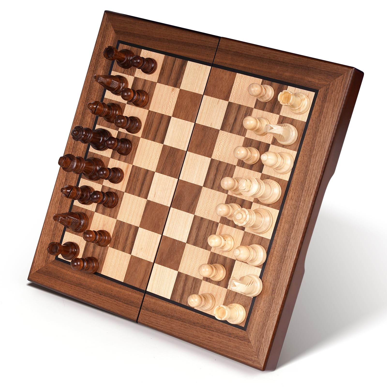Agirlgle durable wood and magnetic pieces support versatile play sessions.