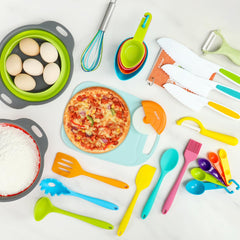 AIEVE peelers help kids prep fruits with ergonomic handles.