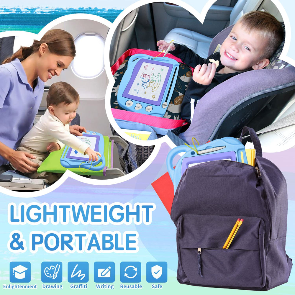 AiTuiTui mini board sized for small hands, easy to carry on trips
