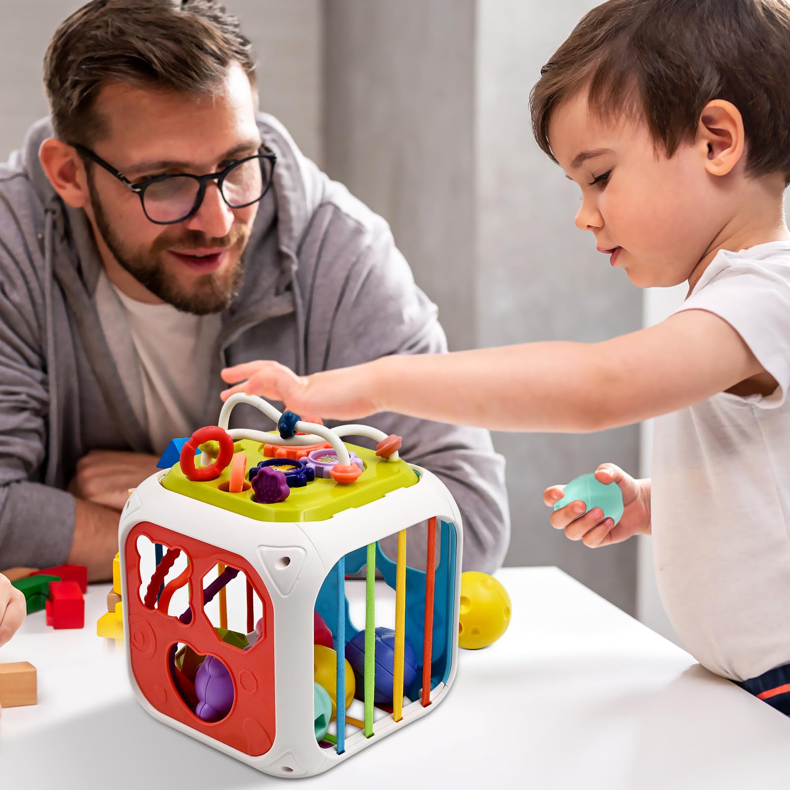AiTuiTui cube shape sorter showcasing shape and color learning during play.