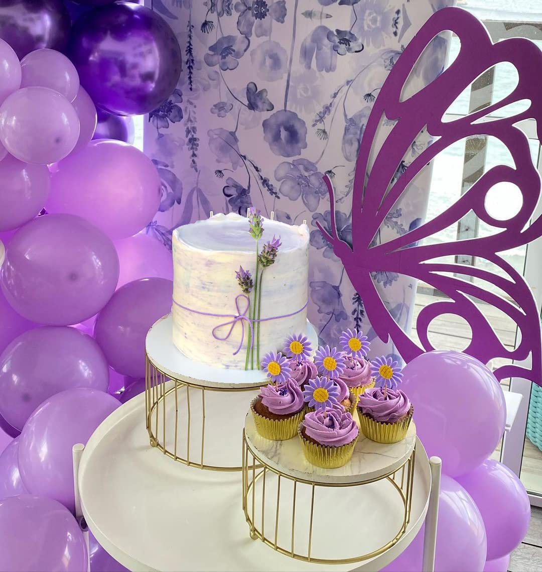 Aiwolf purple confetti balloons create festive texture at events.