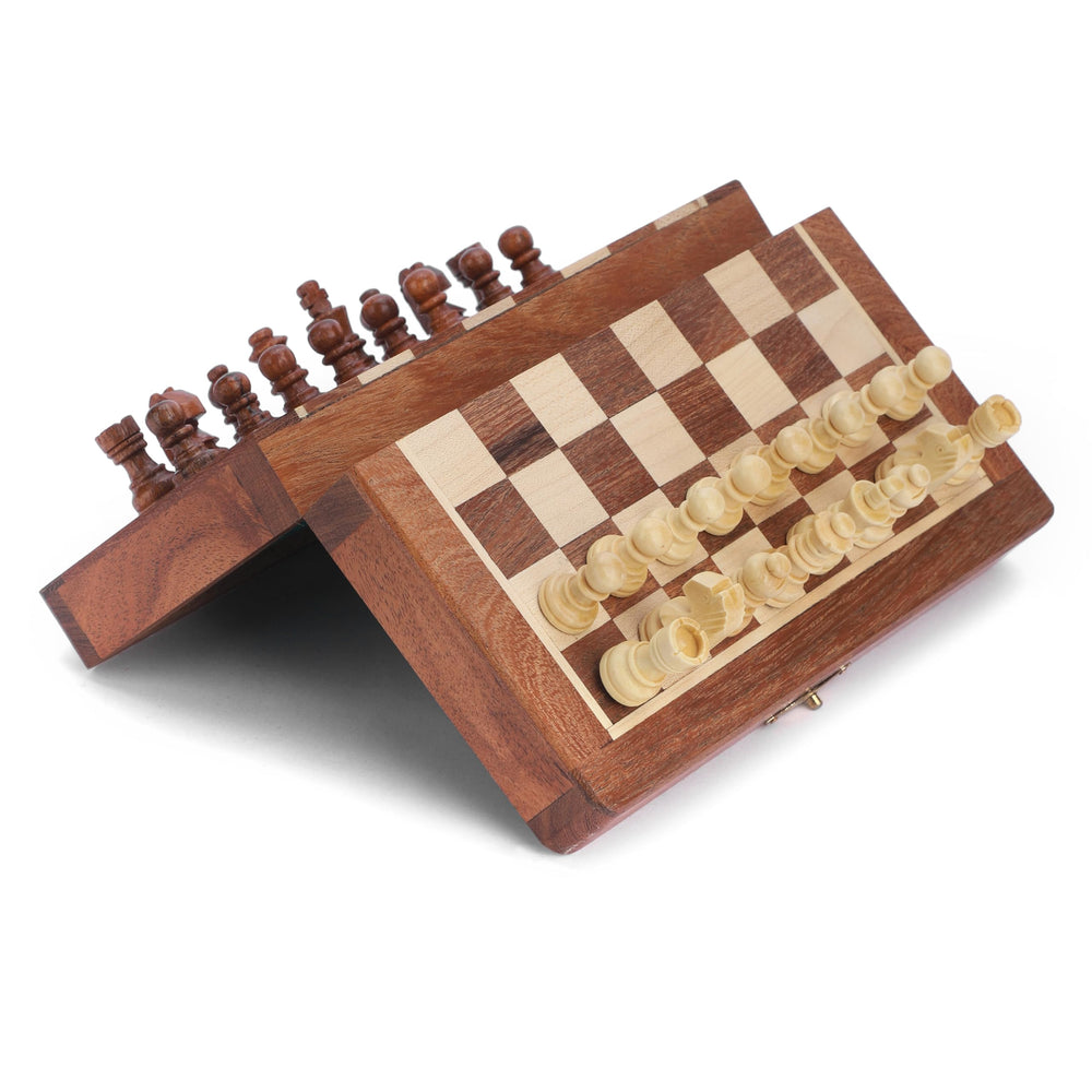 Ajuny folding 7 inch chess board ready for compact storage and transport