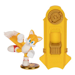Akedo Sonic Versus Pack unboxing moment reveals components and controllers