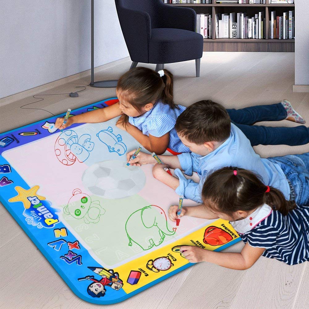 Alago Aqua Coloring Mat water pens enable clean, mess-free painting.