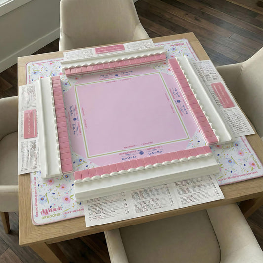 Alifelovin Mahjong Mat top surface provides smooth tile gliding with anti-slip stability.