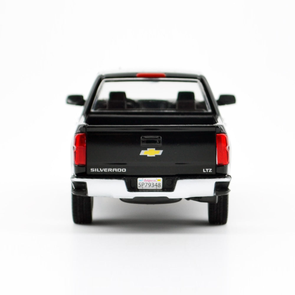 All Star Toys Motormax 79353 chrome trim detail emphasizes premium finish