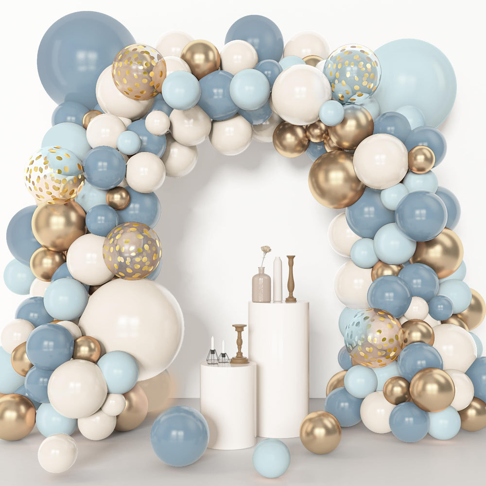 Amandir 5-inch mini balloons fill gaps for texture and variety.