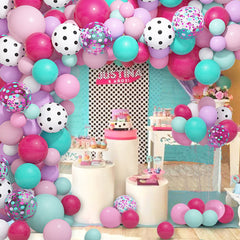 Amandir balloon tools included, illustrating easy assembly for a show-stopping display.