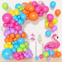 Amandir tropical balloon arch kit with 18in hot pink balloons for vibrant luau decor.