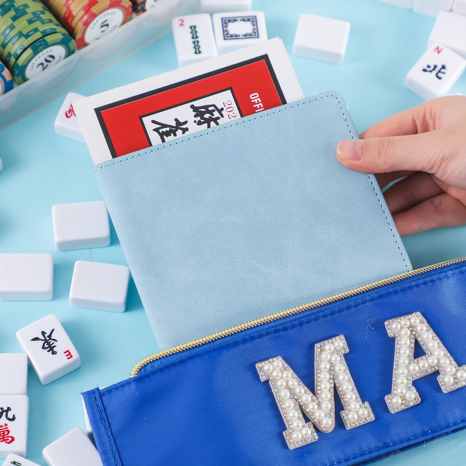 AmazingSpark foldable design keeps items organized and portable