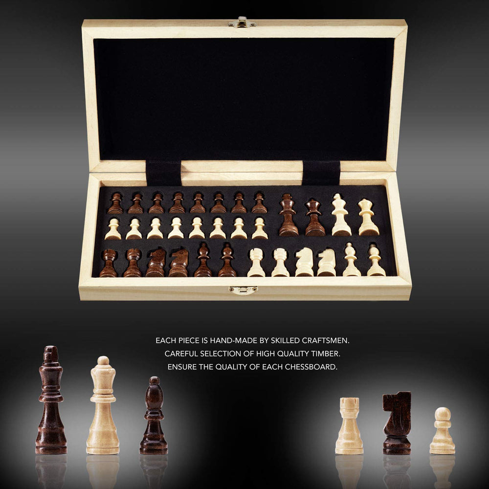 AMEROUS board with built-in slots keeps pieces neatly organized