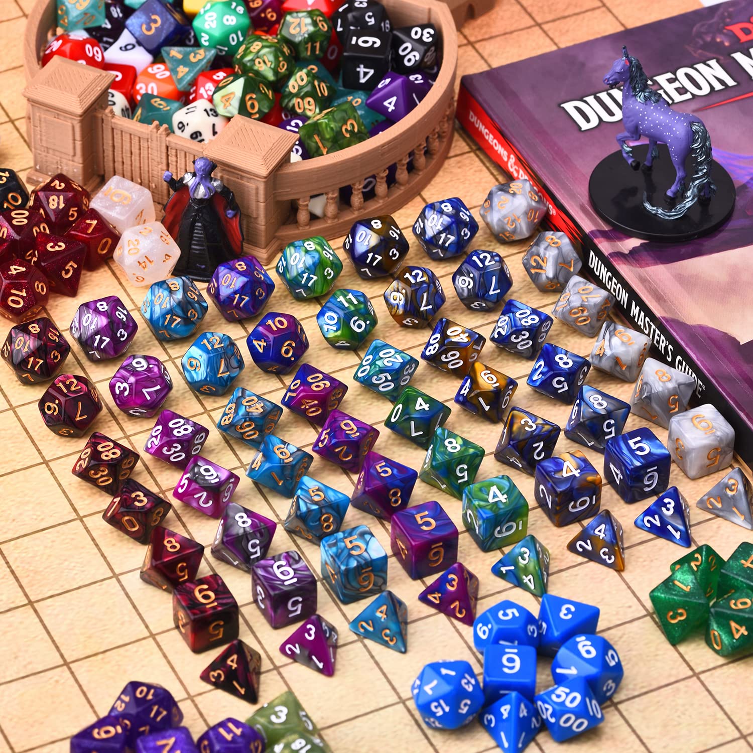 Amiven solid color dice offer a classic look for focused gameplay.