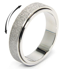 AmorArtSky spinner ring in silver shows smooth outer rotation for stress relief on the go.