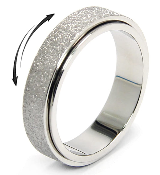 AmorArtSky spinner ring close-up showing smooth edges for daily wear