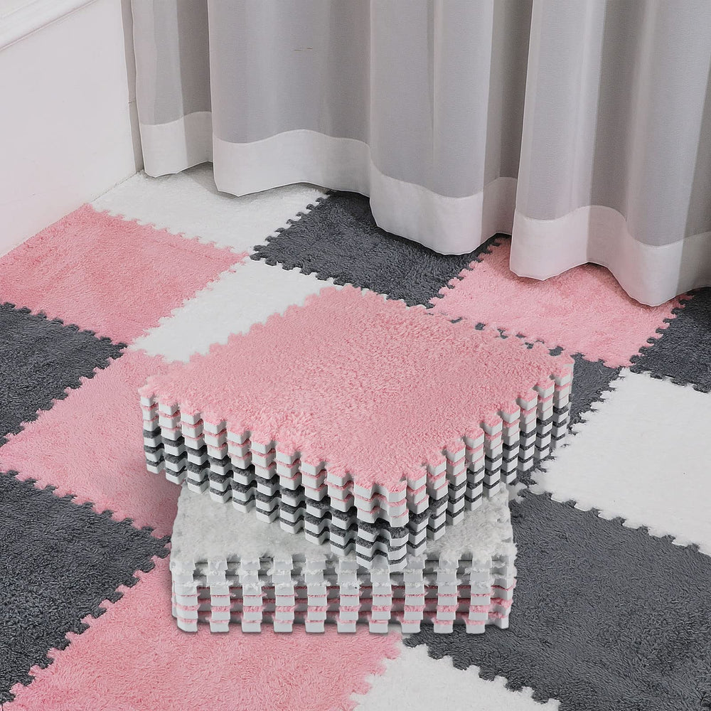Amylove plush foam floor tiles with a decorative border for cozy rooms.