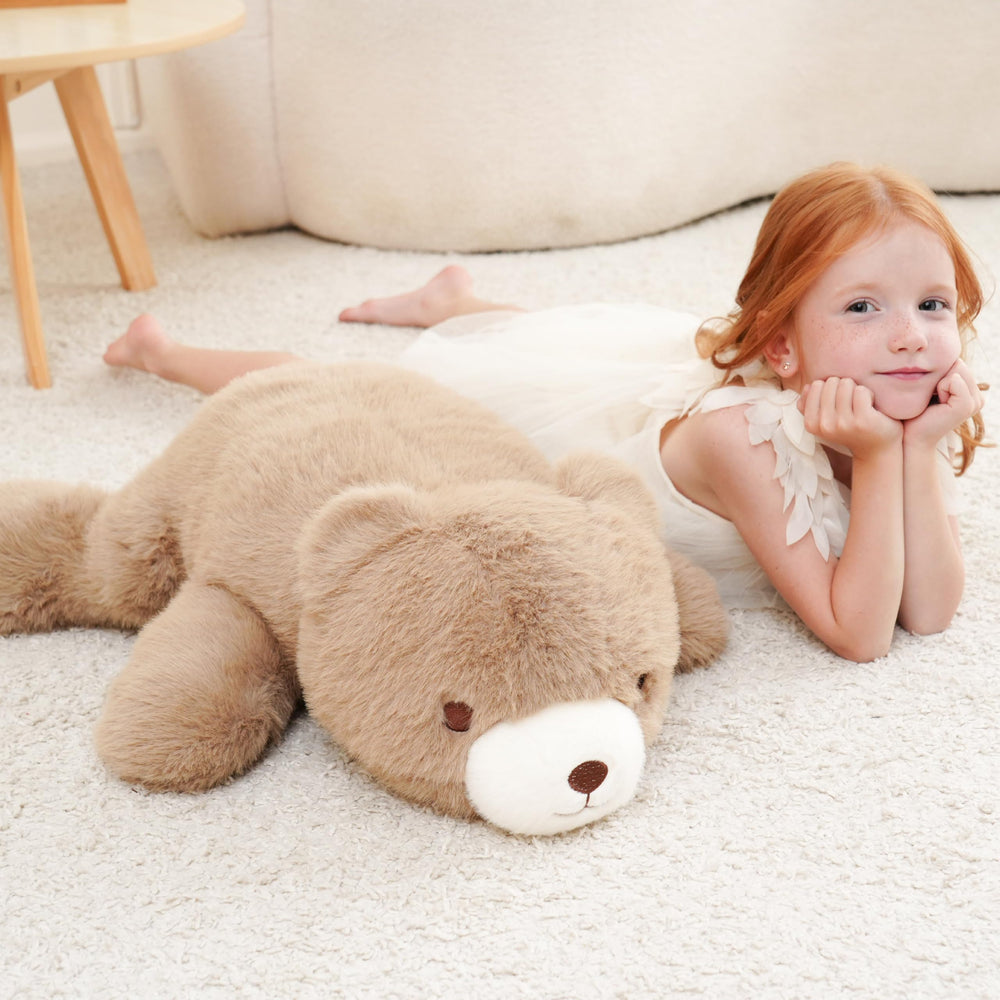 AmyToo weighted bear premium materials stay fluffy and hold shape after hugs.