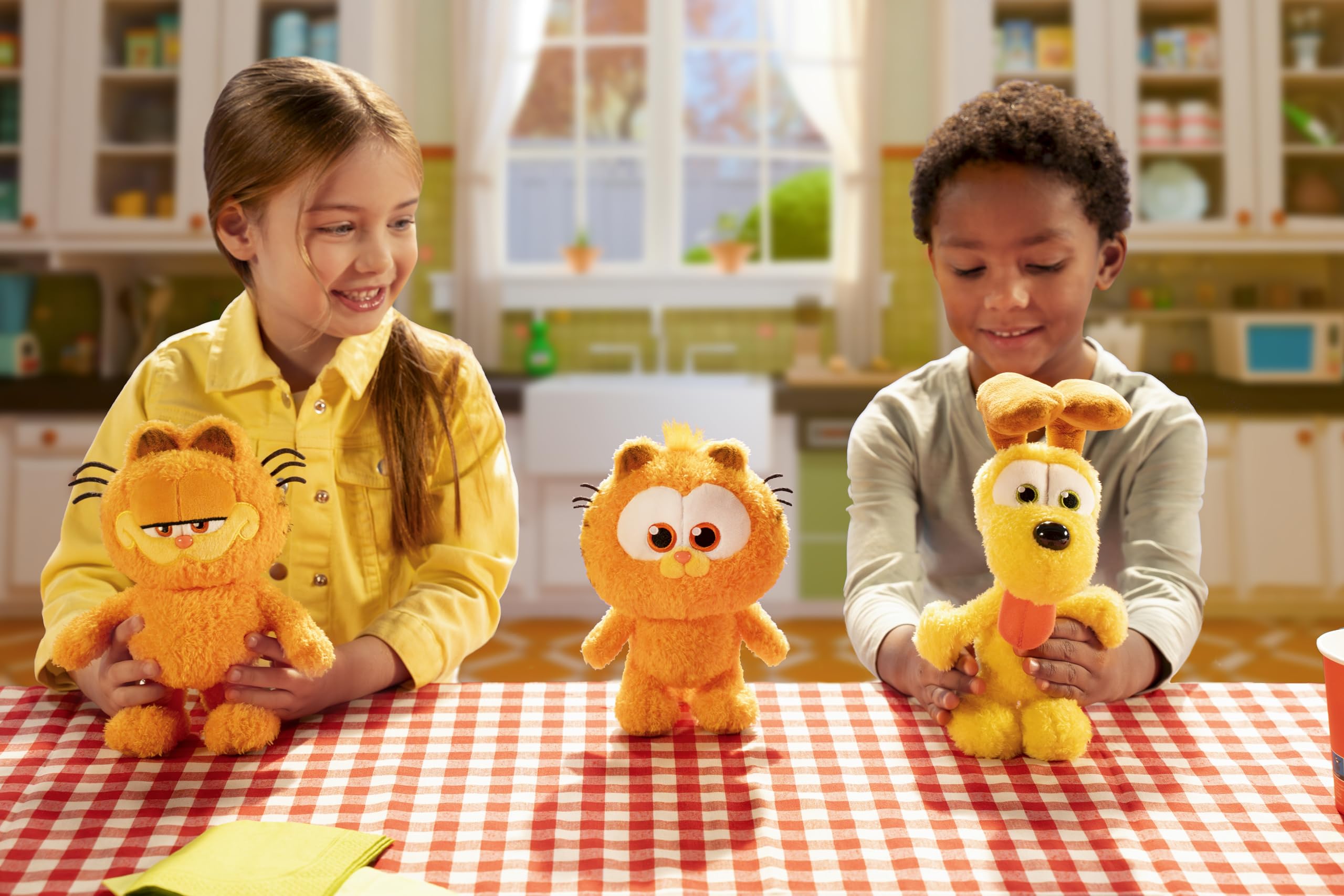 Animagic Baby Garfield plush fabric detail highlights stitching and texture for durability