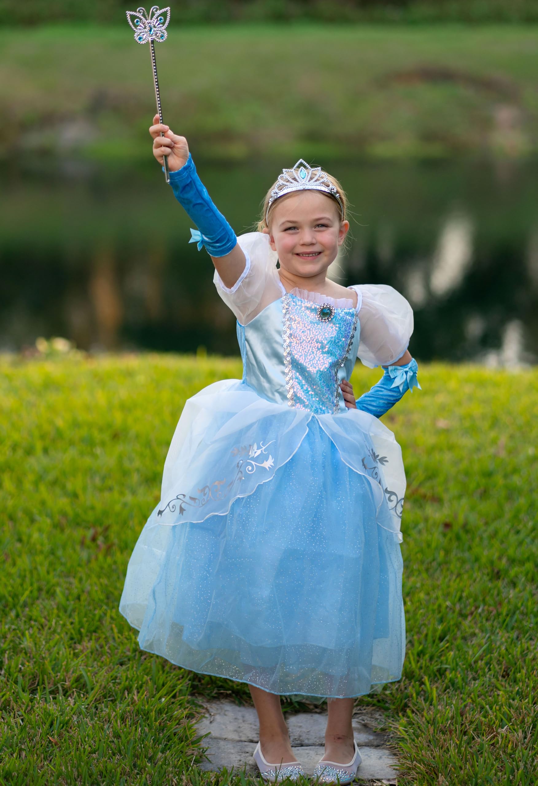 Aolliya Princess Dress blue lace trim adds delicate royal charm for pretend play.
