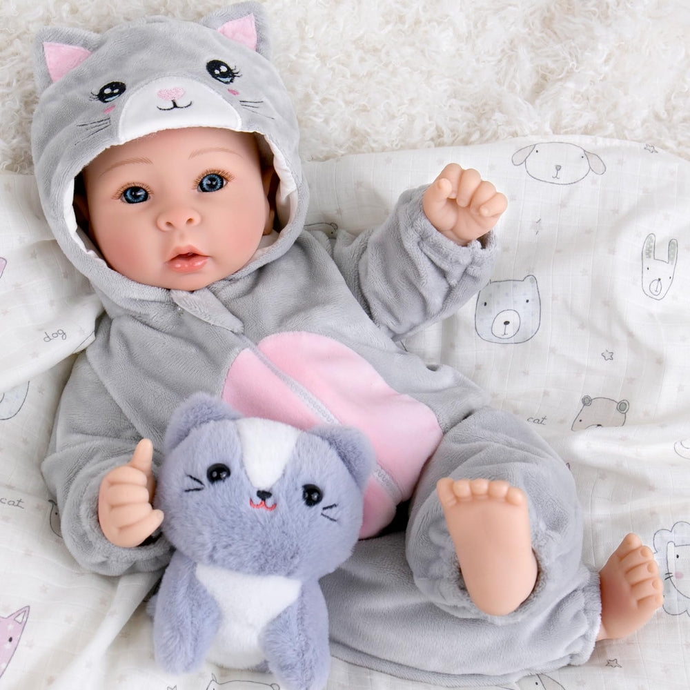 Aori 17-inch lifelike baby doll face close-up for realistic nurturing play.