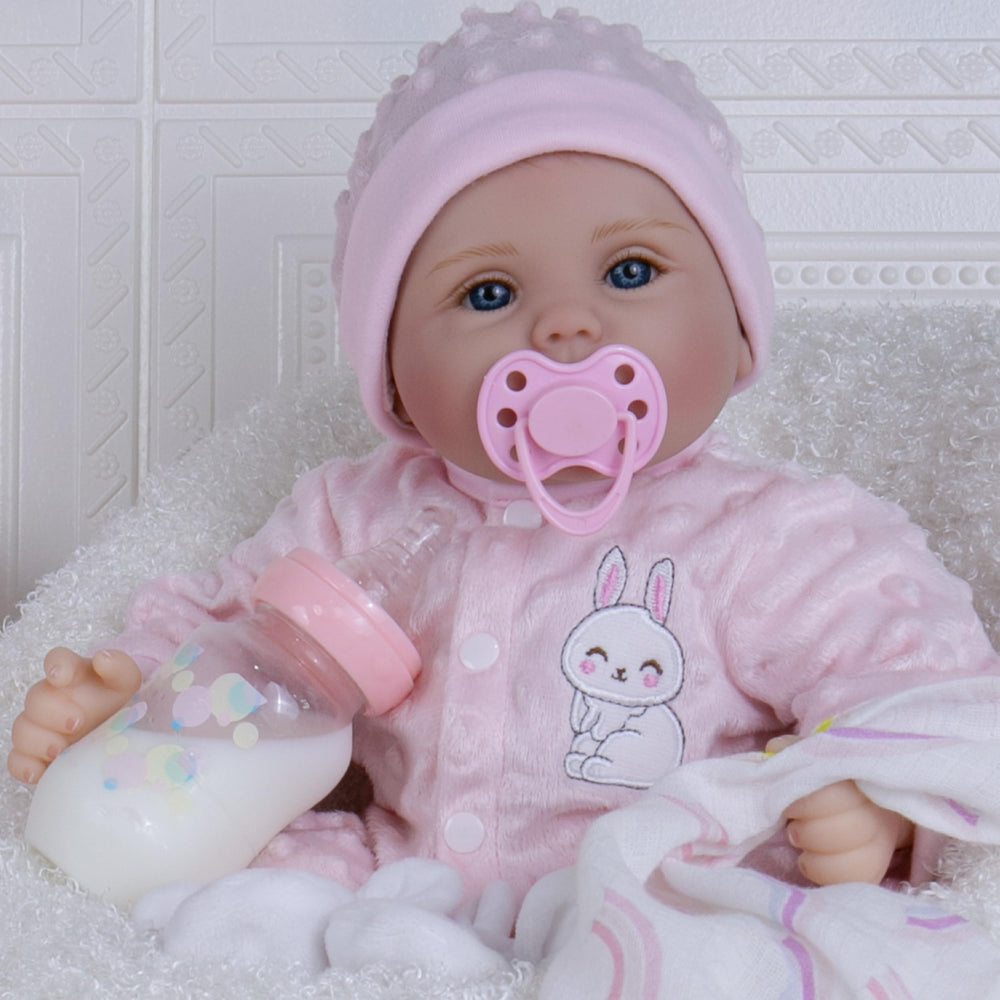 Aori 2.0 full-view highlighting proportions for creative play and gifting