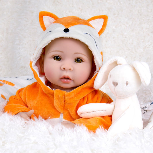 Aori doll shows spray-painted hair for natural texture and easy styling.