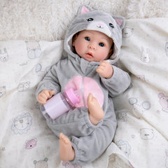 Aori gift-set packaging showcases a lifelike doll ready for gifting.