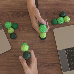 AotBlcer Magnetic Balls activated to relieve stress at work.