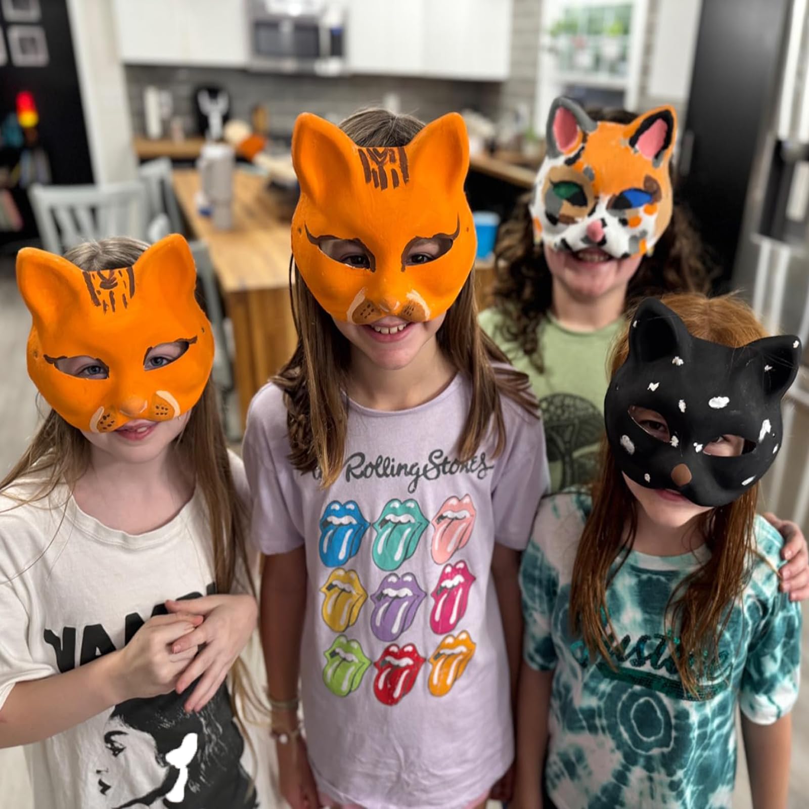 Apettoey Therian white mask pack-10 perfect for group parties and gifts.