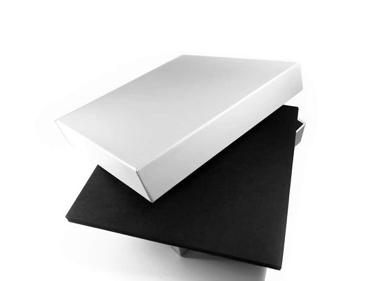 Apostrophe Games blank box for board game keeps pieces organized and within reach
