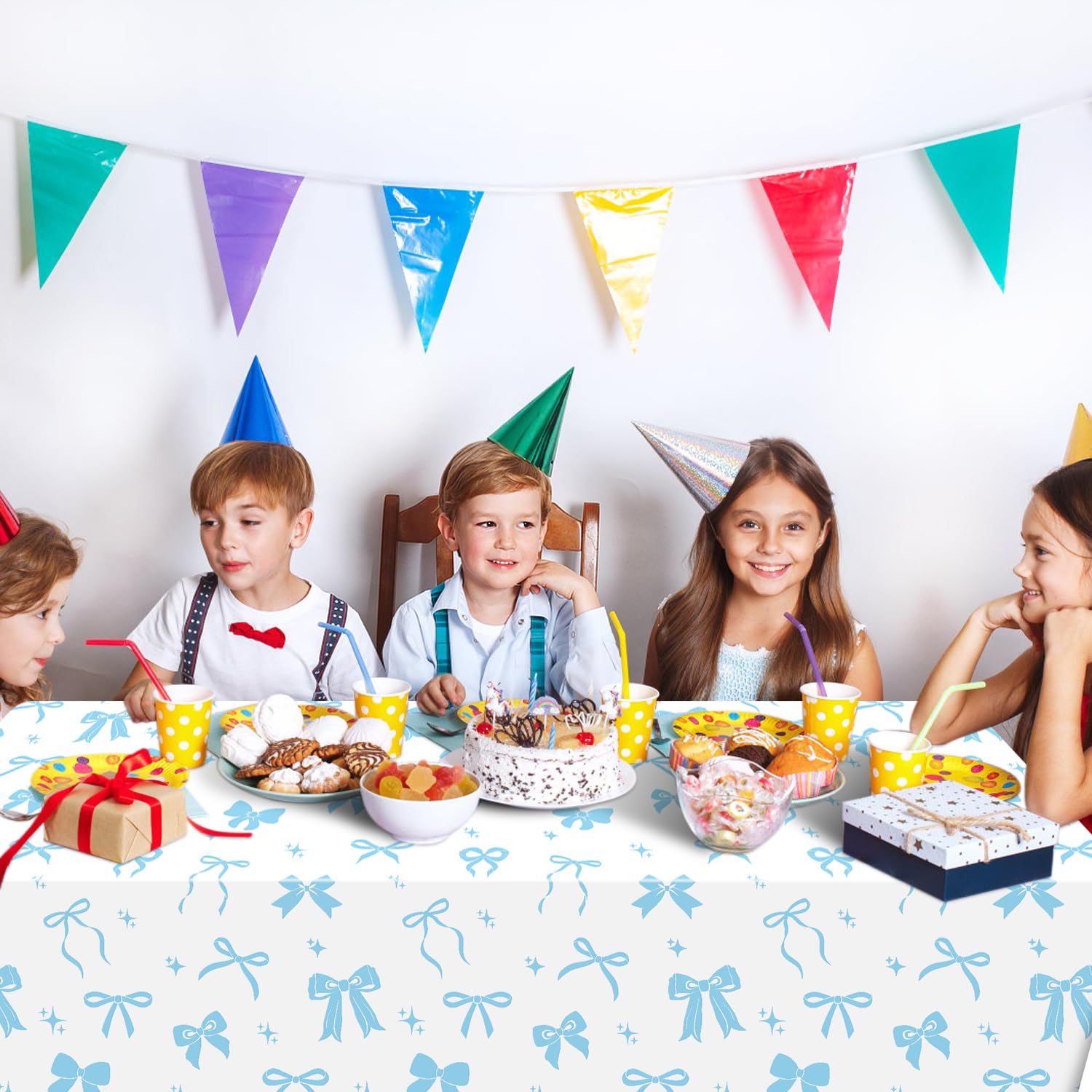 APUXXJUPA waterproof PE material tablecloth protects surfaces from spills