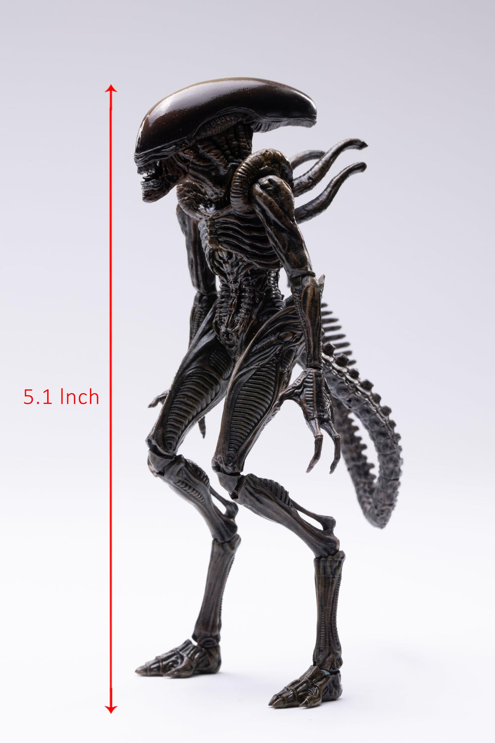 Arbenmao Hiya Exquisite Mini Series accurate-inspired helmet and armor textures for display.