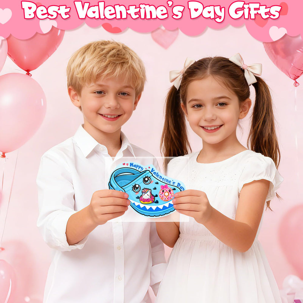 Arfun high-grade paperboard valentines cards offer a smooth writing surface.