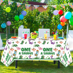 ArianQicult three-pack tablecloths for multi-table parties.