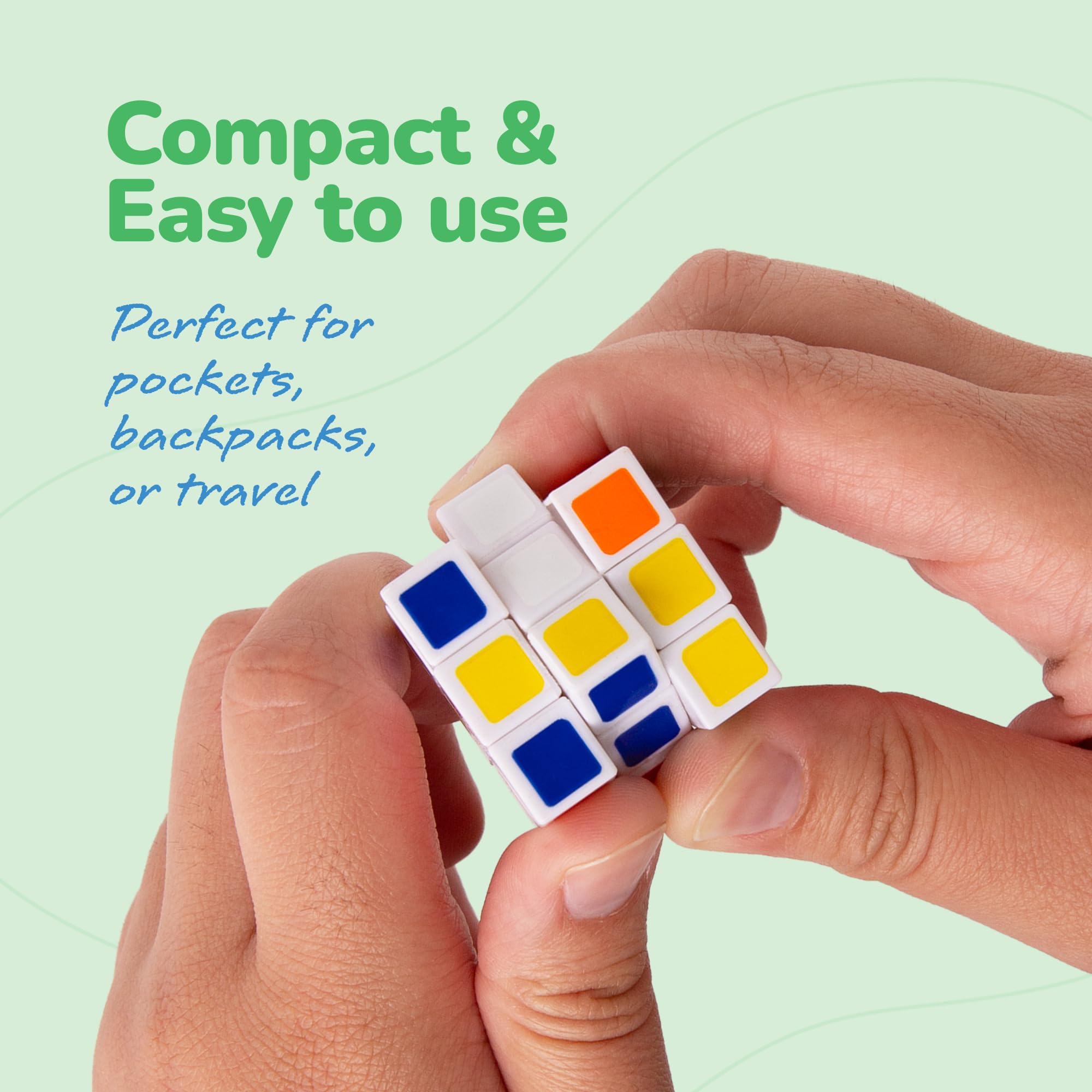 ArtCreativity 3x3-grid mini fidget toy for satisfying challenges.