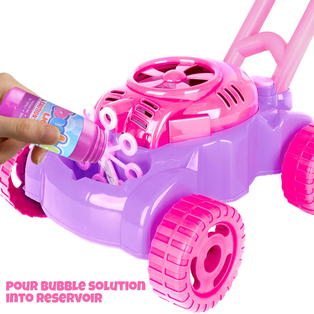 Realistic gear sounds from the Bubble Lawn Mower enhance pretend play.