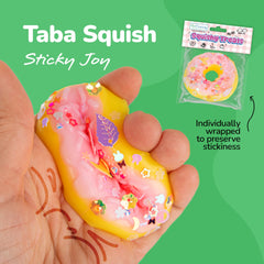 ArtCreativity squishy croissant highlighting detailed dessert design