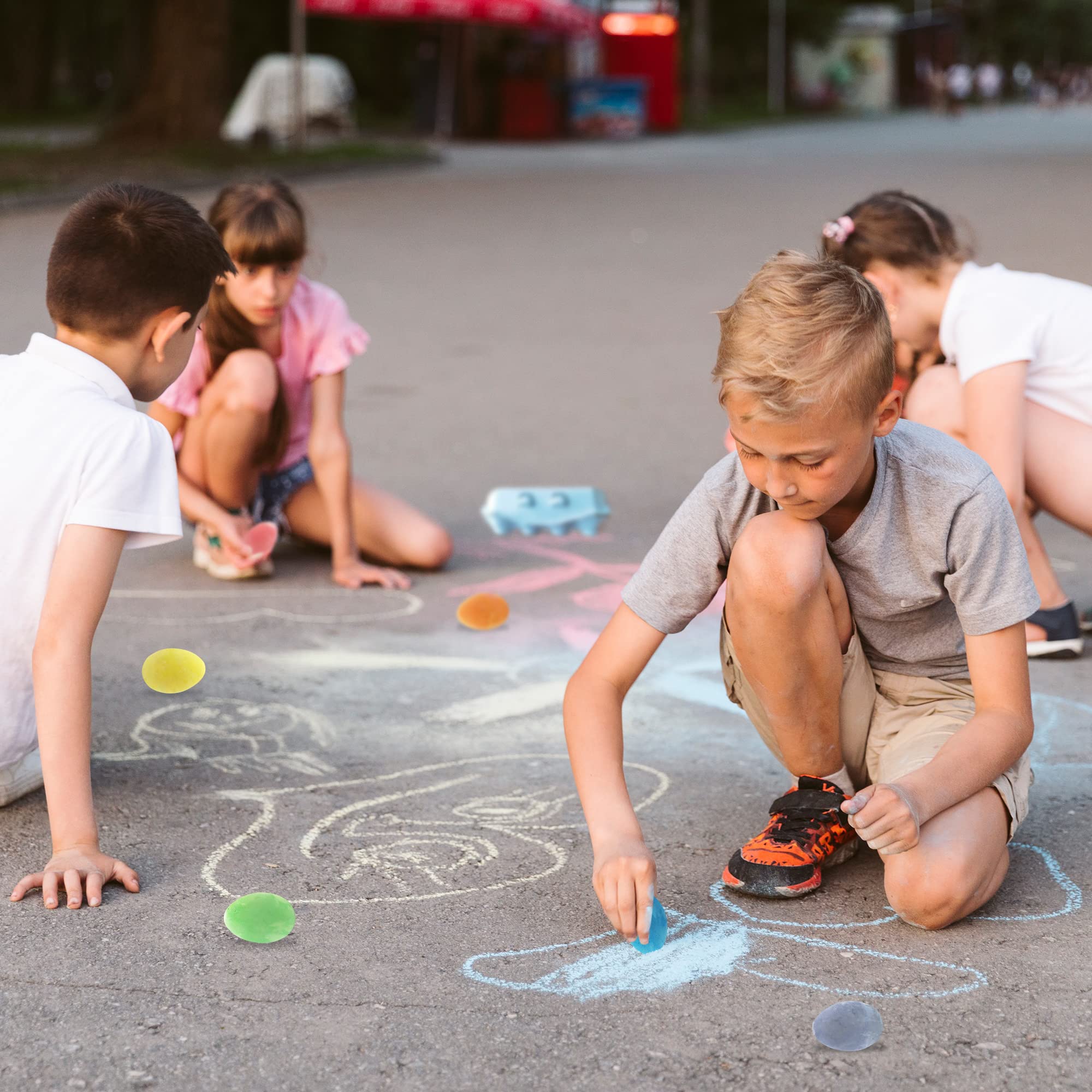 ArtCreativity washable chalk for easy sidewalk cleanup after play.