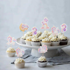 Arthsdite dessert picks featuring unicorns for easy serving