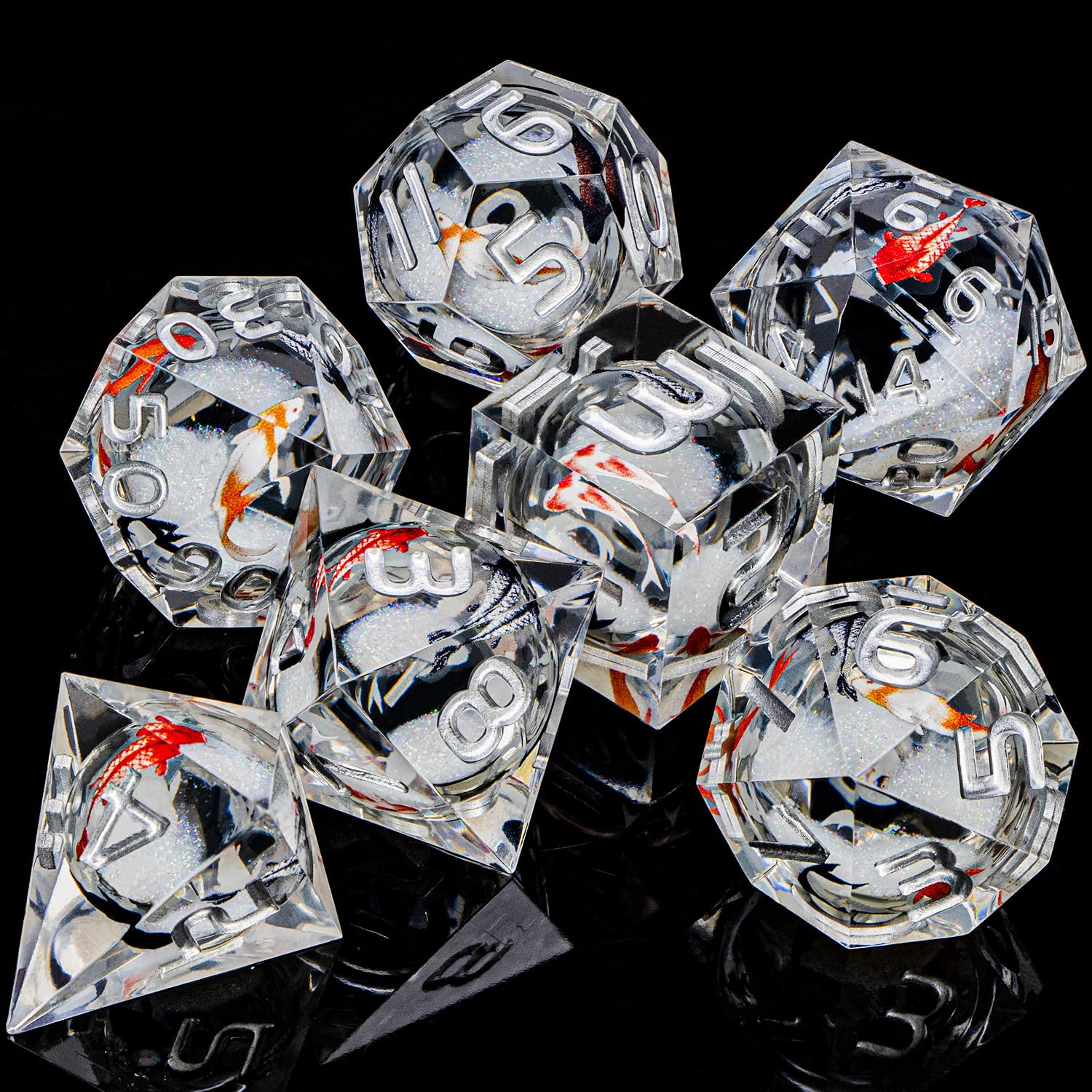 ARUOHHA DND dice liquid core angles reflect light for dramatic effects.
