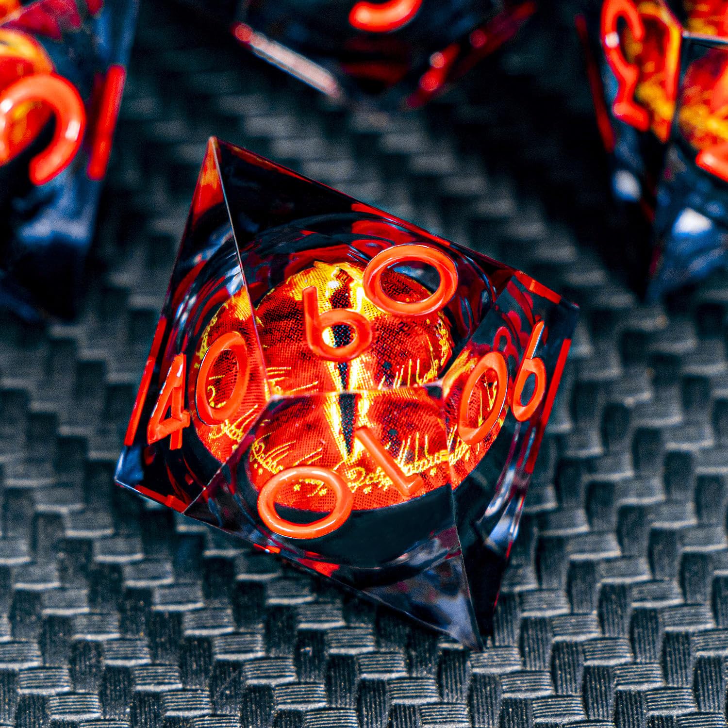 ARUOHHA metal gift box included; keeps dice safe and ready