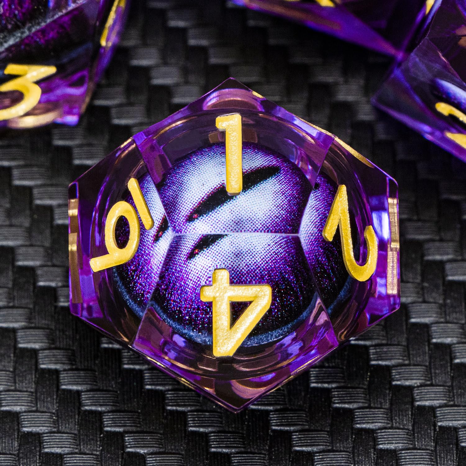 ARUOHHA Dragon Eye D8 dice deliver quick, readable numbers.