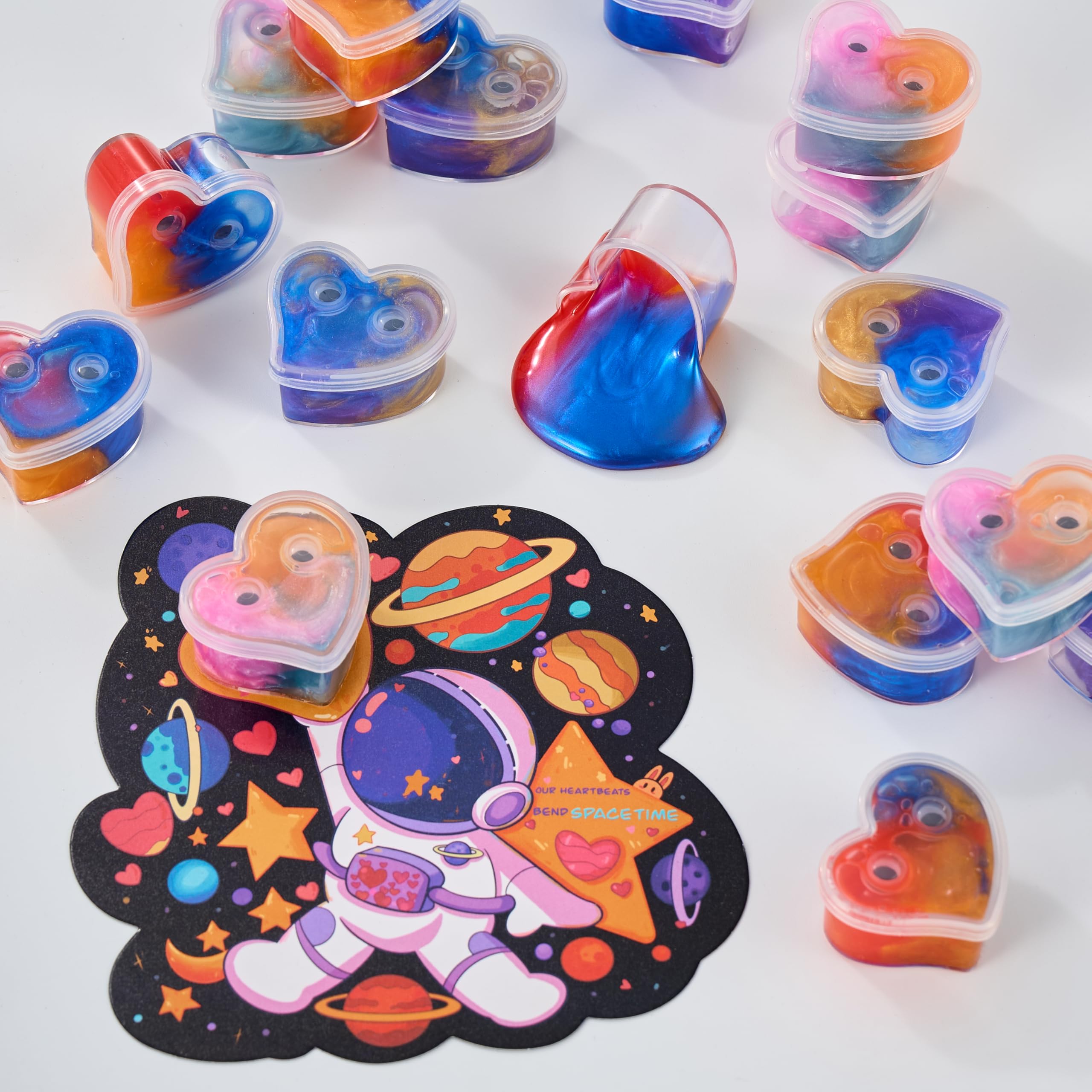 Aurdox valentine cards featuring space theme for kids.