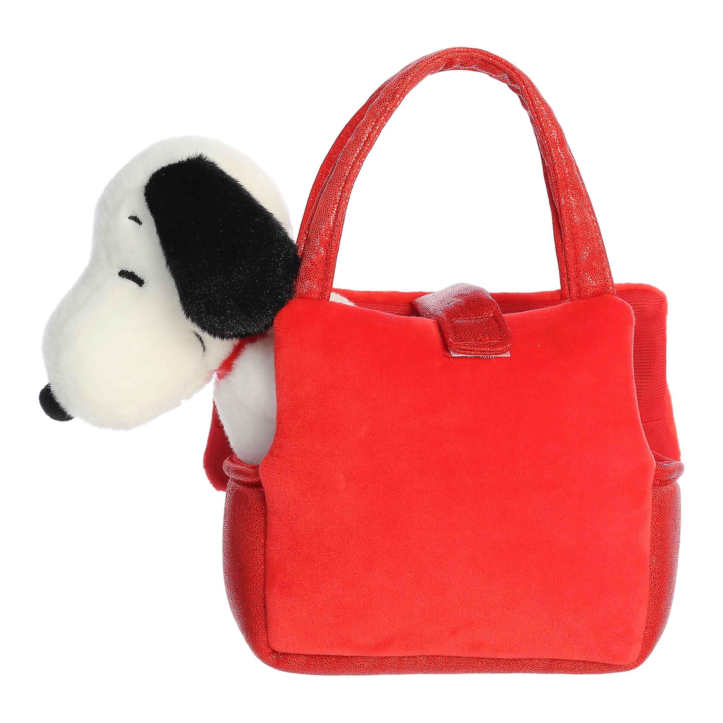 Aurora iconic Peanuts design captures Snoopy’s classic charm