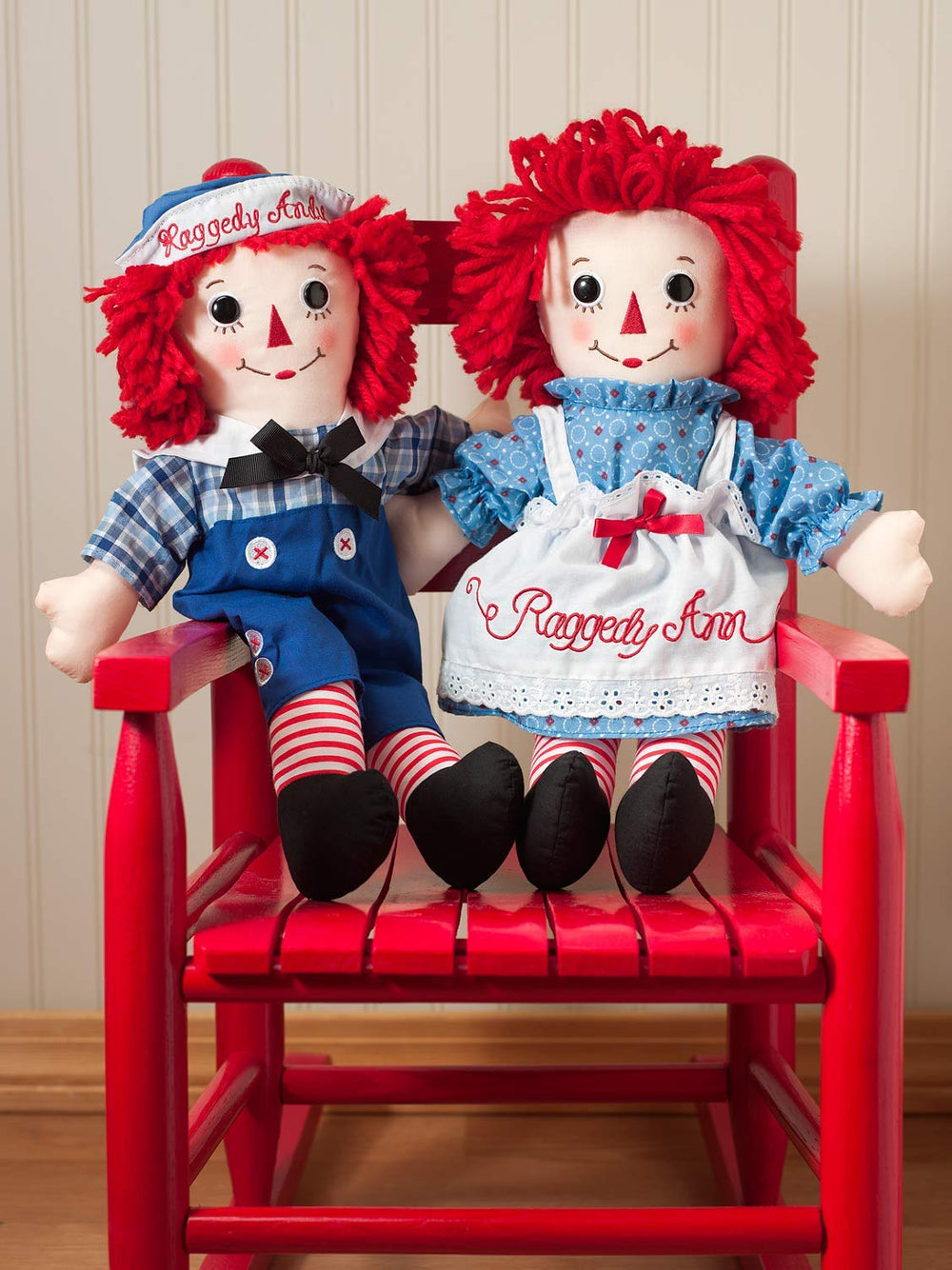 Aurora Raggedy Ann heart detail emphasizes the classic I love you motif.