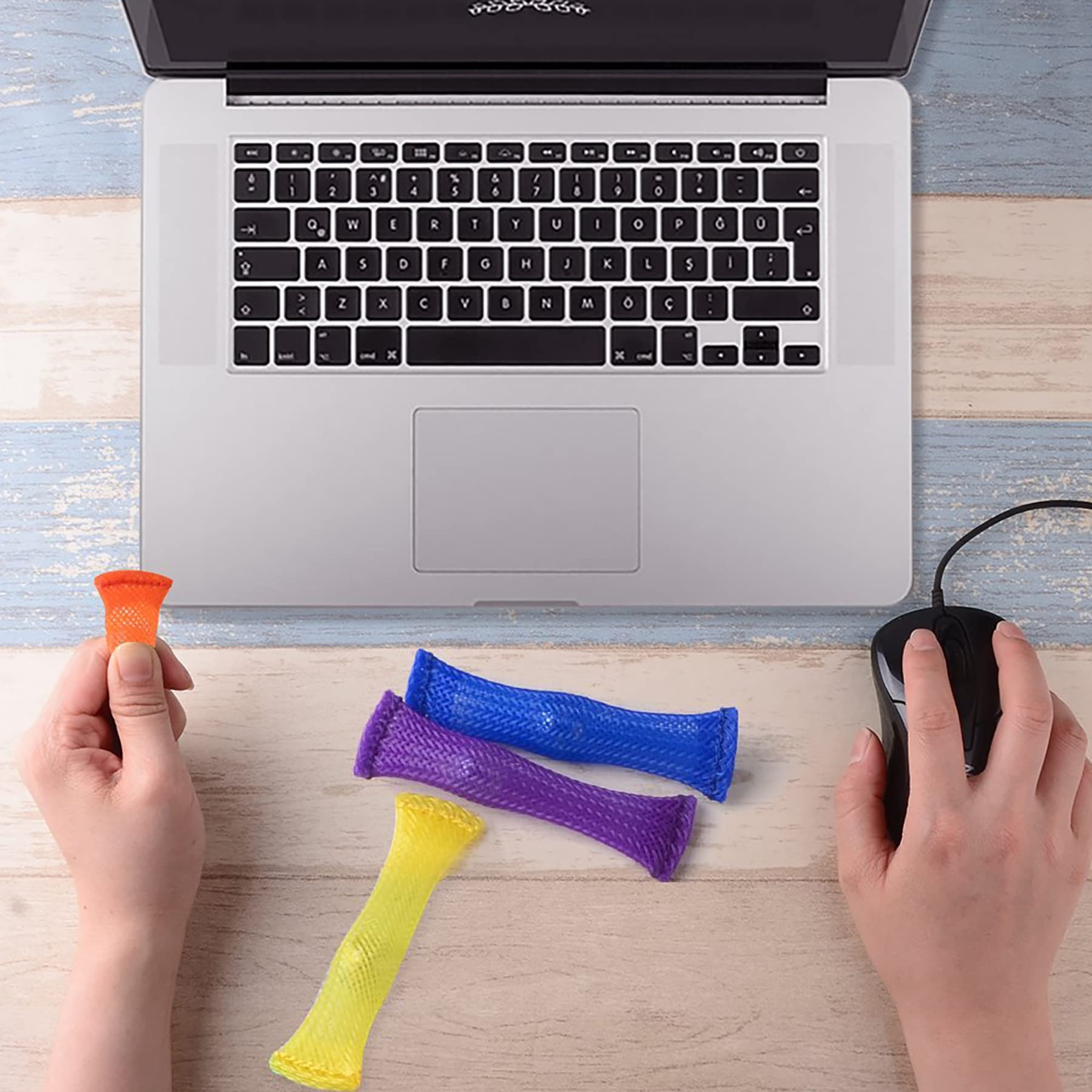 Carrying pouch included for portable organization