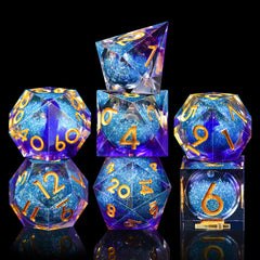 AUSTOR DND dice close-up showing sharp, mirror-polished edges