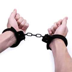AUYYOSK kid-friendly toy handcuffs suitable for costumes and parties.